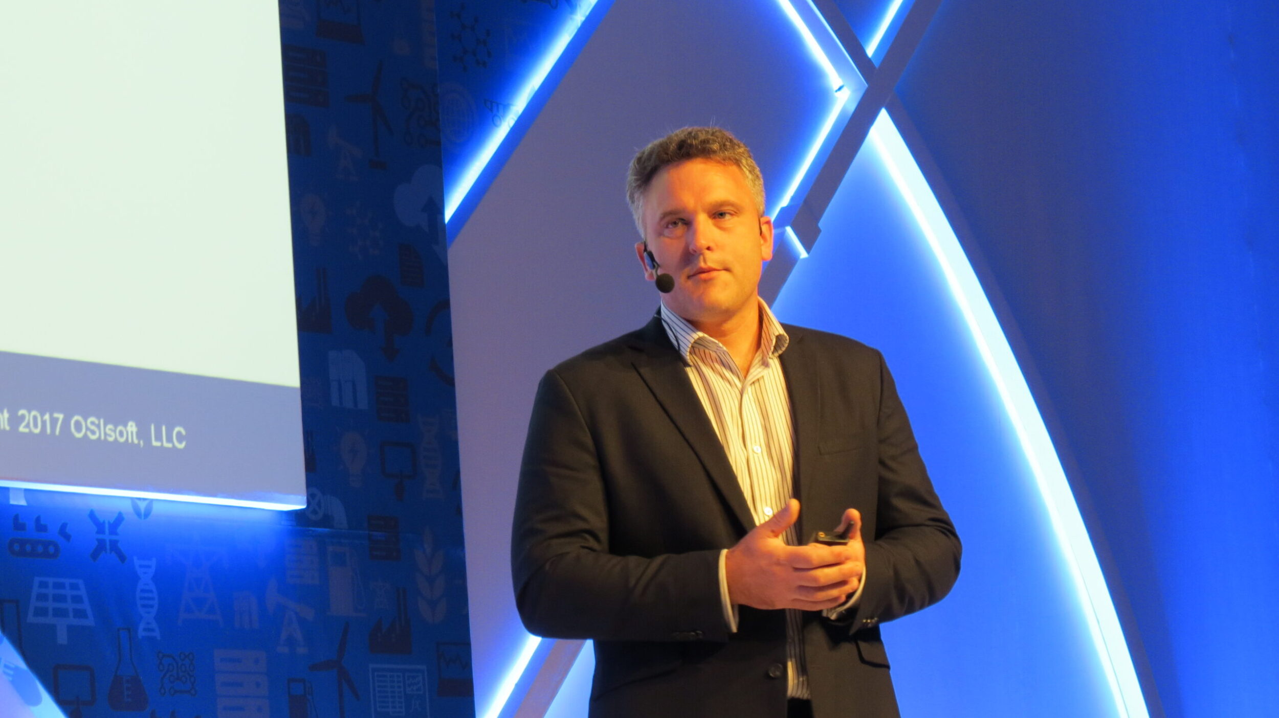 Dominic John, Gerente de Marketing Digital da OSIsoft