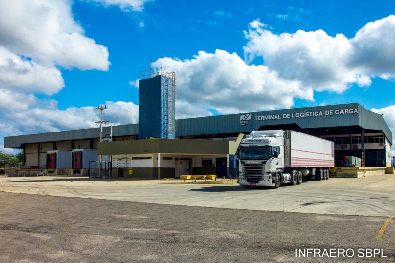 INFRAERO instala Sistema ELO em aeroporto - Instituto Brasileiro de Aviação