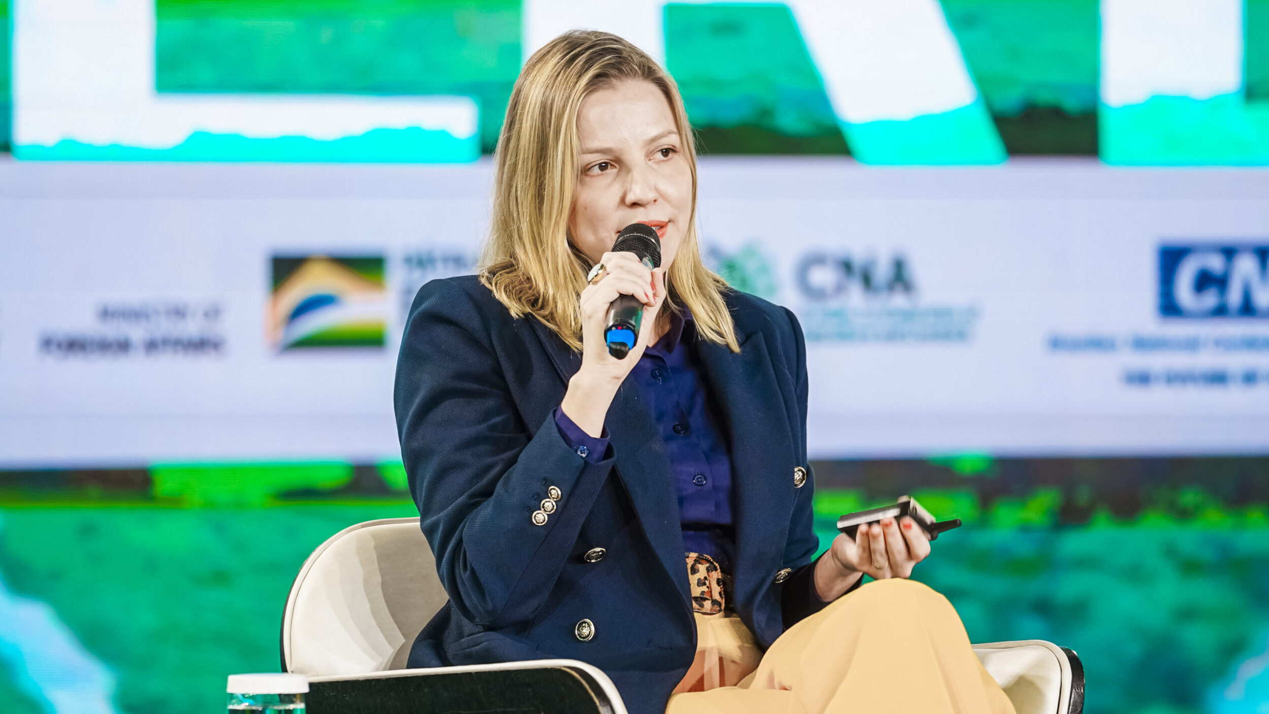 Lwart Soluções Ambientais, Aylla Kipper