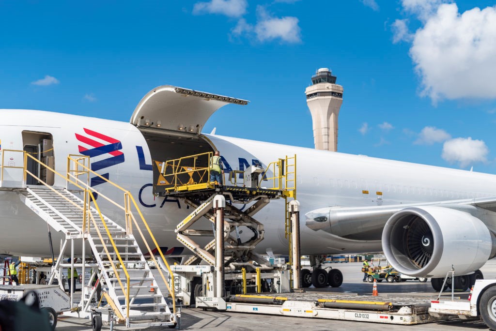 Latam Cargo dobra capacidade da rota Miami-Florianópolis – Transporte  Moderno