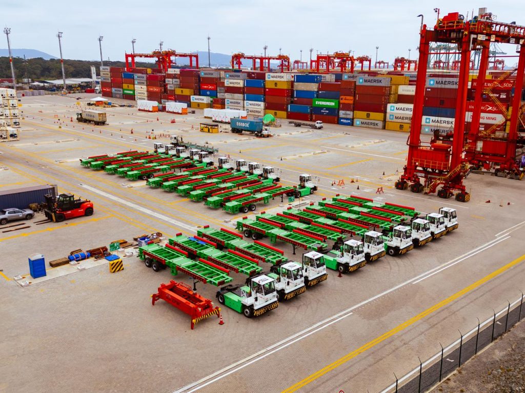 Porto Itapoá tem a maior frota de caminhões elétricos do Brasil