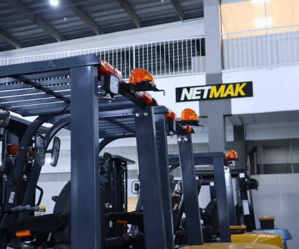 Netmak empilhadeiras