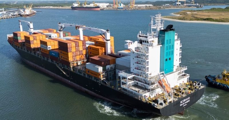 Cabotagem é capaz de reduzir 89% das emissões de CO₂ em relação ao modal rodoviário, mostra estudo da Norcoast
