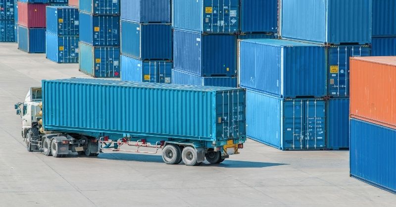 Rodocabotagem ganha espaço na busca por equilíbrio na matriz de transportes