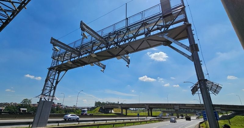 Free Flow no Brasil: desafios e avanços do pedágio eletrônico segundo a COMPSIS