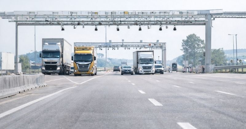 Pesquisa do Setcesp revela impactos financeiros e operacionais do pedágio eletrônico no transporte rodoviário