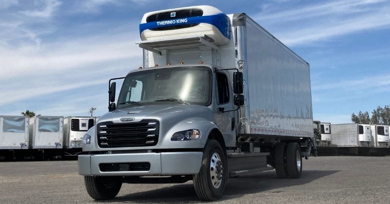 Eletrificação e rastreamento devem acelerar o transporte refrigerado no Brasil em 2026, comenta Thermo King