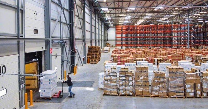 Logística no fim de ano enfrenta gargalos fiscais e congestionamento em hubs no Brasil, diz Emiteaí