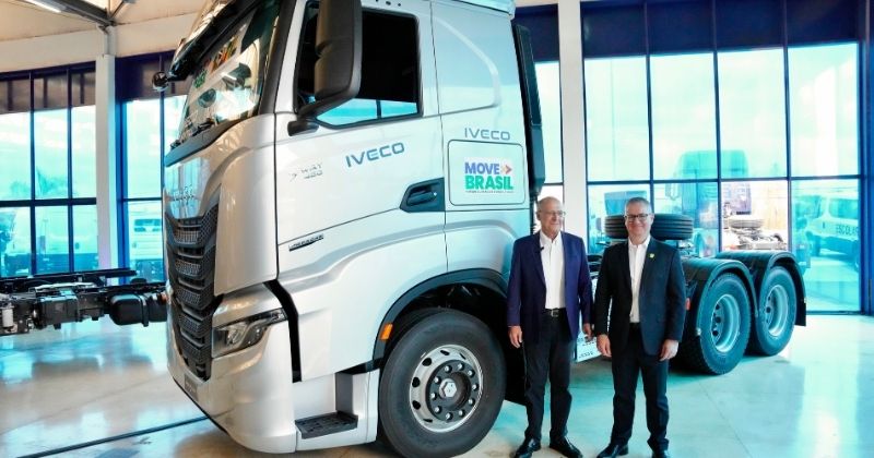 IVECO realiza primeira entrega de caminhões pelo Programa Move Brasil