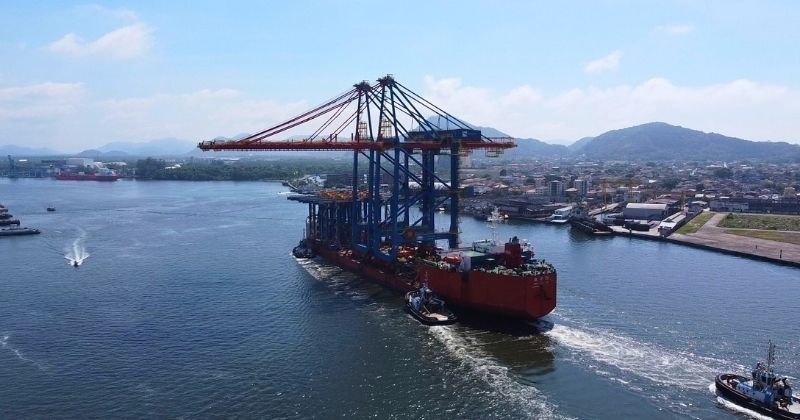 Guindastes do Tecon Santos chegam ao terminal com foco em operação remota e descarbonização