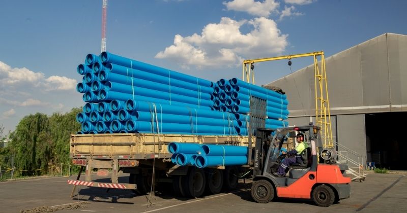 Amanco Wavin reduz emissão de CO₂ em 2 mil toneladas ao otimizar operação logística