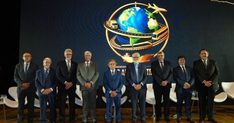 FuMTran celebra 30 anos e homenageia lideranças que marcaram a história do transporte no Brasil