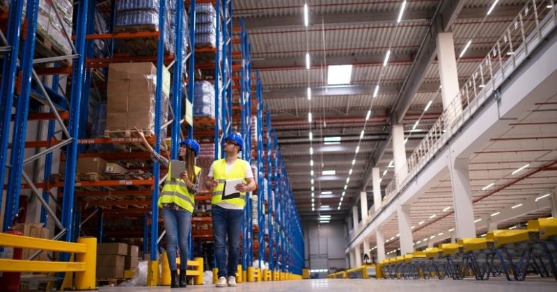 Inteligência Artificial transforma a logística no varejo e acelera cadeias de suprimentos, comenta o CEO do Secret Group