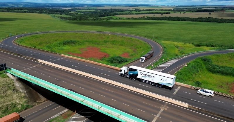 Combitrans amplia operação no modal rodoviário com 50 novos implementos e prevê expansão em 2026