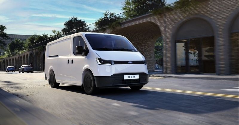 Ford Pro anuncia lançamento de van elétrica Transit City no Brasil para operações urbanas
