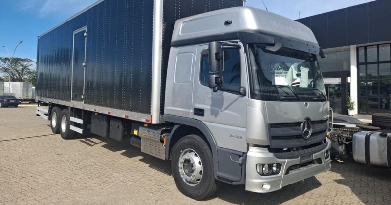 Monfredini Transportes amplia frota com 51 caminhões Atego 2433 e mais 10 Actros 2045 com MirrorCam
