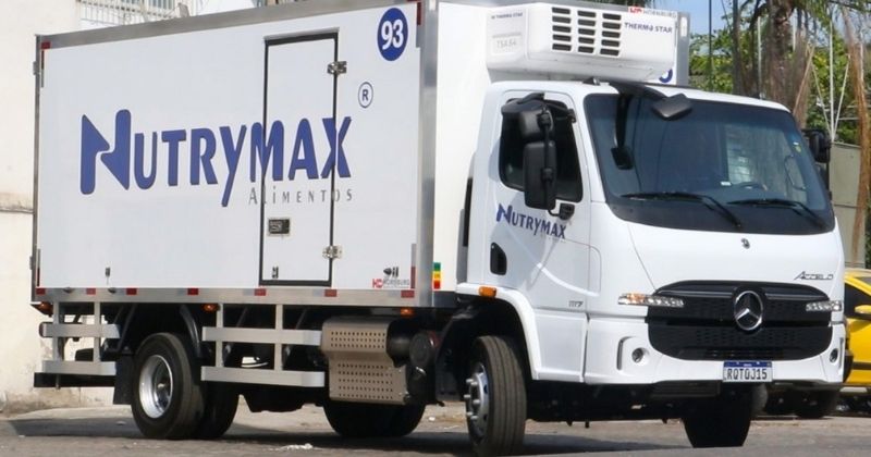 Renovação de frota leva Nutrymax Alimentos a adquirir 114 caminhões Mercedes-Benz