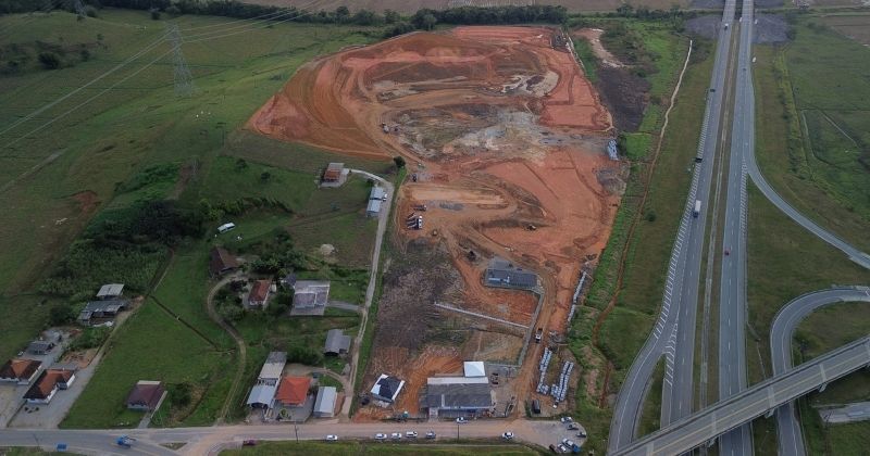 Novo condomínio logístico em Florianópolis terá 45.000 m² de ABL e amplia atuação da Log em Santa Catarina