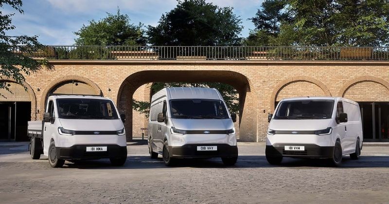 Ford revela três versões da van elétrica Transit City que chegam ao Brasil ainda em 2026